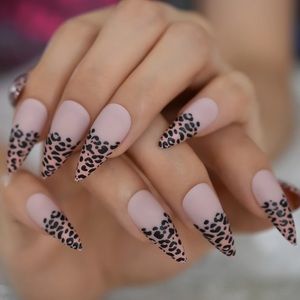 BNIB cheetah tip press on nails